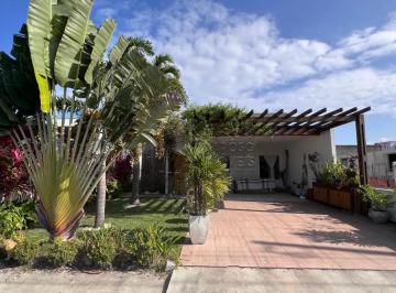 Casa · 145m² · 2 Quartos · 1 Vaga · Casa com 2 Suítes e Piscina à venda no Residencial Acquaville em Paripueira