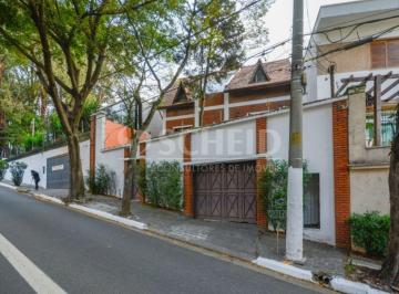 Casa · 362m² · 4 Quartos · 5 Vagas · Casa á Venda em Moema -  362m² - 4 Dormitórios - 1 Suíte -  3 banheiros - 5 Vagas