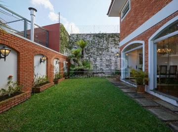 Casa · 285m² · 4 Quartos · 5 Vagas · Casa linda, localização perfeita, perto do Clube Paineiras e Avenues!