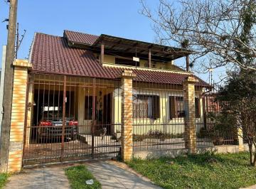 691048_iTQE4pW4FE4N8Qj_69104867fd23d00ff5a.jpg · Casa especial  com três dormitórios, pátio com piscina, completo lazer