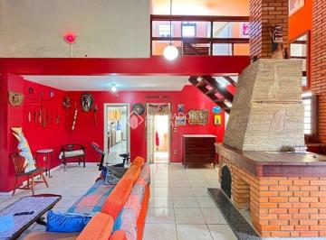 Casa · 200m² · 3 Quartos · 2 Vagas · Casa com 3 quartos na Zona Sul - Porto Alegre.