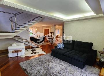Casa · 348m² · 4 Quartos · 10 Vagas · Linda casa para Locacao no Condominio Constantino Mattucci