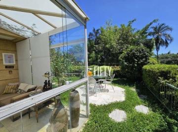 bbfe5dfa9b27e835191655d9c370b0174c9870f9 · Casa de condomínio fechado, à venda, com 589m², elevador privativo, 2 suítes, jardim de inverno e 4 