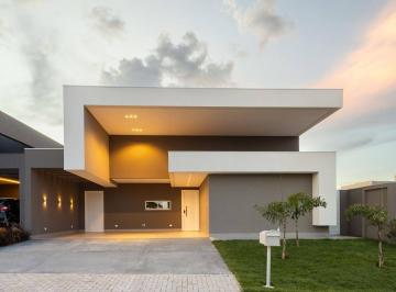 Casa · 215m² · 3 Quartos · 4 Vagas · Casa Térrea Alto Padrão no Alphaville