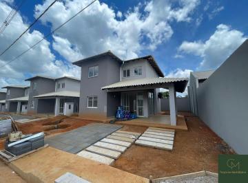 Casa · 173m² · 4 Quartos · 2 Vagas · Sobrado à venda no bairro Centro - Chapada dos Guimarães/MT
