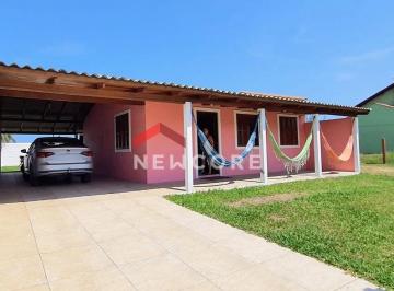 Casa · 120m² · 3 Quartos · 2 Vagas · Casa em  Rua Tiradentes - Centro - Imbé/RS