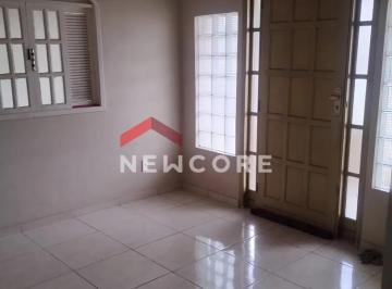 Casa · 140m² · 3 Quartos · 2 Vagas · Casa em  Rua Maria Adelaide - Centro - Conceição de Macabu/RJ