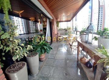 Apartamento · 213m² · 3 Quartos · 3 Vagas · Apartamento á venda com 213m² - 3 suítes e 3 vagas em Perdizes/SP
