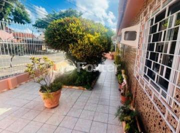 093fd662 · Casa, 2 dormitórios, 90 m², em Medianeira
