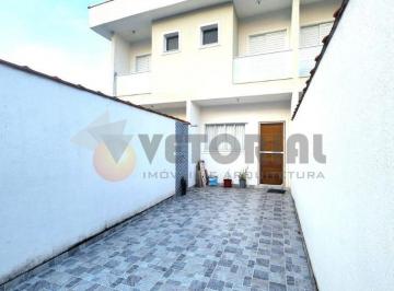 Casa de 3 quartos, Caraguatatuba · Sobrado à venda com 3 dormitórios no Massaguaçu em Caraguatatuba SP