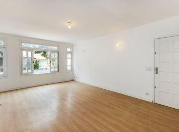 Casa de 3 quartos, São Paulo · casa na Vila Madalena com 207m2 construção, 3 quartos 1 suíte e 2 vagas