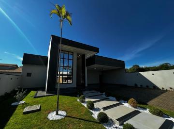 Casa de 3 quartos, Caldas Novas · Condomínio Marinas di Caldas: CASA DE PADRÃO