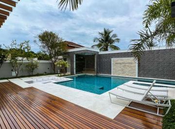 Casa · 427m² · 5 Quartos · 4 Vagas · Casa NOVA à venda no Jardim Acapulco, mobiliado e decorado.