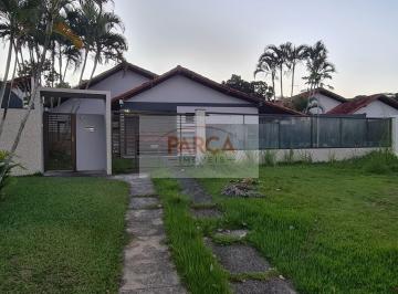 Casa · 260m² · 4 Quartos · Casa à Venda em Coqueiral - 4 Dormitórios e 260m² por R$1.399.000
