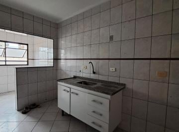 Apartamento · 50m² · 1 Quarto · 1 Vaga · Apartamento 250m da Praia com 50m², 1 vaga.