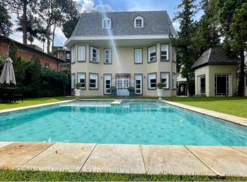 Casa · 786m² · 5 Quartos · 4 Vagas · Casa com 5 suítes para locação no Morumbi!
