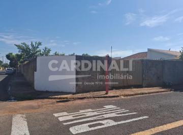 Terreno · 300m² · Terreno de esquina com ótima localização e já murado.