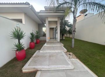 Casa · 201m² · 3 Quartos · 4 Vagas · Maestria Sua imobiliária de confiança em Sorriso-MT 