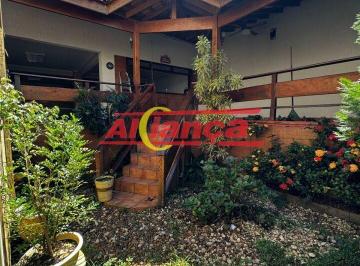Casa · 265m² · 3 Quartos · 8 Vagas · Casa Ampla com Área Verde à Venda no Jardim Paulista 265m²