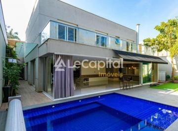 Casa · 600m² · 4 Quartos · 5 Vagas · Casa de Condomínio com 3 Dormitórios e 3 Suítes à Venda