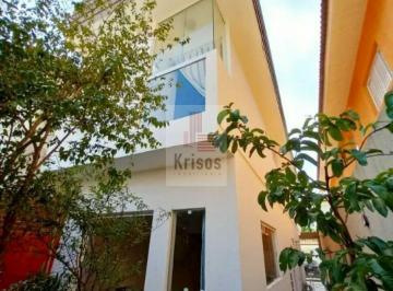 Casa · 200m² · 3 Quartos · 4 Vagas · Sobrado em bolsão residencial com 3 dormitórios e 4 vagas no City Bussocaba !!!