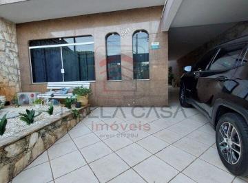 Casa · 250m² · 3 Quartos · 5 Vagas · Sobrado espetacular 03 dormitórios, 01 suíte e 05 vagas - oportunidade