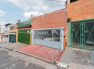 Casa · 233m² · 5 Quartos · 2 Vagas · Casa tipo para venda com 5 quartos, sendo 2 suítes