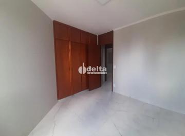 Apartamento · 105m² · 3 Quartos · 1 Vaga · Apartamento residencial disponível para venda no bairro Centro em Uberlândia-MG