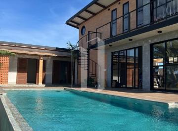 Casa · 291m² · 4 Quartos · 4 Vagas · Casa de Condomínio em Portal do Prata - Abadiânia