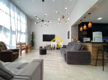 e1c45b5bc7bfb900ee54d9992065fcfbc2aa4525 · Casa à venda, com 3 quartos e 200 m² por R$ 1.350.000,00