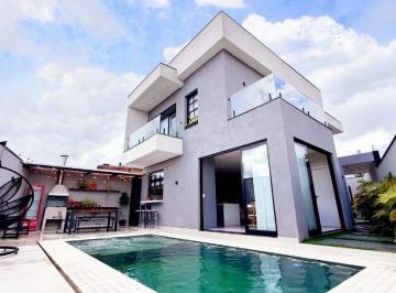 Casa · 245m² · 3 Quartos · 4 Vagas · Casa em Jardim Tonato, Carapicuíba/SP de 245m² 3 quartos à venda por R$ 1.500.000,00