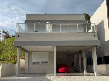 Casa · 402m² · Casa em Condomínio localizada em Camboriú.