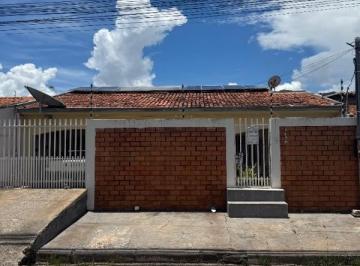Foto 01 · Imperdível oportunidade: Casa à venda em Cuiabá-MT, Jardim Tropical, 3 quartos, 1 suíte, 2 salas, 3