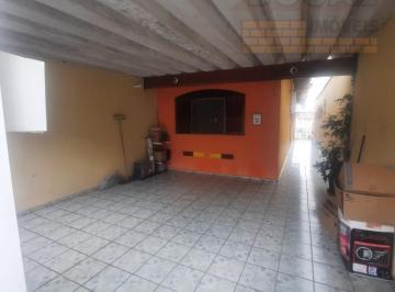 Foto 01 · Venda de Casa no Jardim América - 3 quartos, 1 suíte, 1 sala, 3 banheiros, 2 vagas de garagem, 80m² 