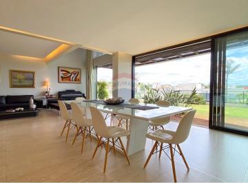 Casa · 330m² · 4 Quartos · 4 Vagas · 04 suítes armários planejados vista livre Jardim Botânico Máximo Garden