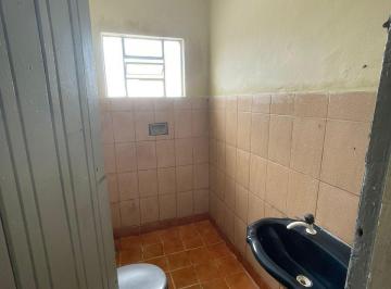 img0 · Casa com 2 Quarto(s) e 1 banheiro(s) para Alugar, 40 m² por R$ 1000 / Mês