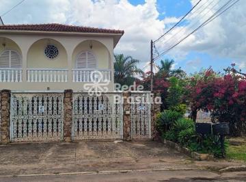 Apartamento · 120m² · 3 Quartos · 2 Vagas · 3 QUARTOS - 2 SUÍTE - GARAGEM - ARMÁRIO