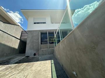 Casa · 270m² · 4 Quartos · 7 Vagas · Casa com 04 dormitórios para venda no Jardim das Bandeiras