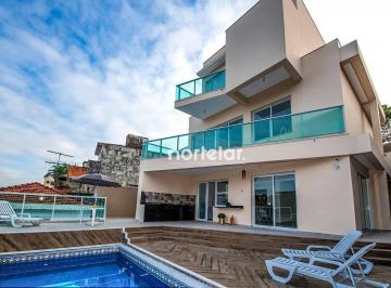 f54fb238808ede38fc543fbf7440ebd038bf6948 · Exclusividade e Sofisticação no Alto da Lapa! Descubra esta residência impecável, projetada para of