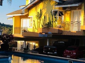 c246a717833bf037d0d404192094d0c8a95cdc71 · Excelente Casa de Alto Padrão no Horto...