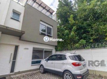 Casa · 196m² · 3 Quartos · 2 Vagas · Casa impecável e mobiliada, com 3 niveis, possui 3 dormitórios sendo 1 suíte, 4