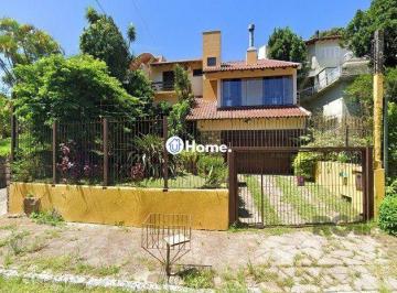 Casa · 330m² · 4 Quartos · 4 Vagas · Casa à venda - em Teresópolis