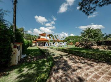 Casa · 304m² · 4 Quartos · 7 Vagas · Casa à venda no Condomínio Monte Belo - Salto/SP