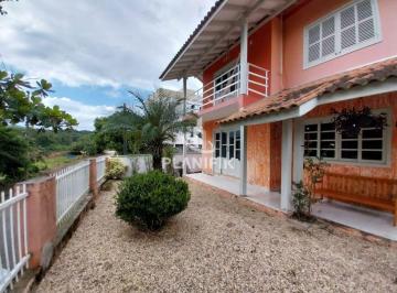 Casa · 170m² · 3 Quartos · Casa à venda, 3 quartos, 1 suíte, Rio Branco - Brusque/SC