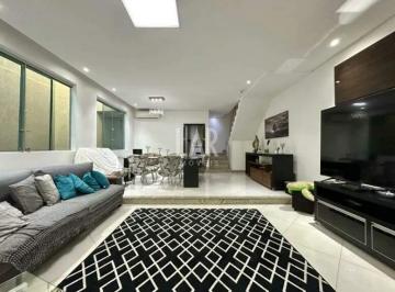 Casa · 230m² · 4 Quartos · 4 Vagas · Casa Geminada à venda, 4 quartos, 1 suíte, 4 vagas, Castelo - Belo Horizonte/MG
