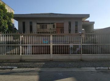 Casa · 357m² · 3 Quartos · 6 Vagas · Sobrado à Venda próximo à Avenida Cursino