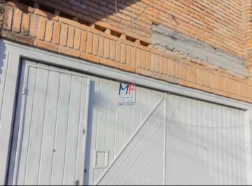 Casa · 85m² · 2 Quartos · Excelente casa no Ipiranga , com 85 m² 2 dormitórios, sala, cozinha, 2 banheiros, hidromassagem e 2 