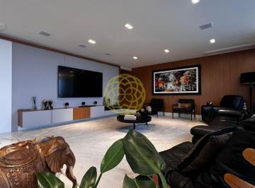 Apartamento · 322m² · 3 Quartos · 4 Vagas · Belíssimo apto., com vista total da Beira Rio