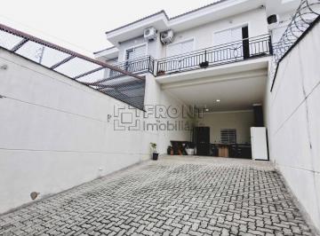 Casa · 136m² · 5 Quartos · 6 Vagas · Sobrado Palmas do Tremembé