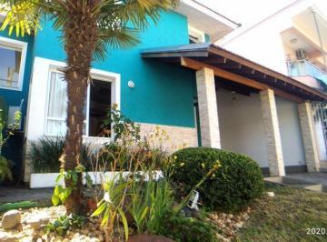 Casa · 230m² · 3 Quartos · 2 Vagas · Residencial Verdes Campos - Casa em Condomínio - Residencial Verdes Campos - Porto Alegre-RS
